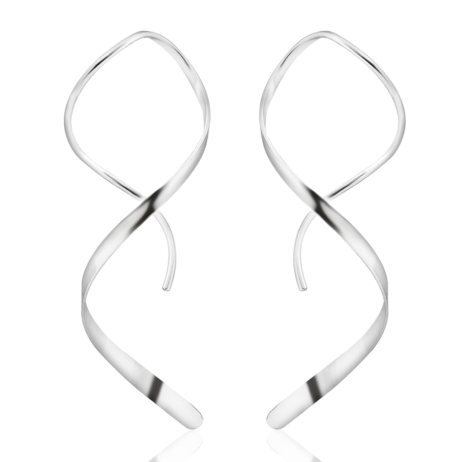 Read more about the article Desnuage Sterling silver earrings