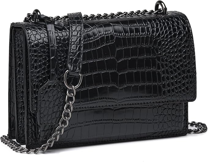 Read more about the article snake print crossbody bags for women