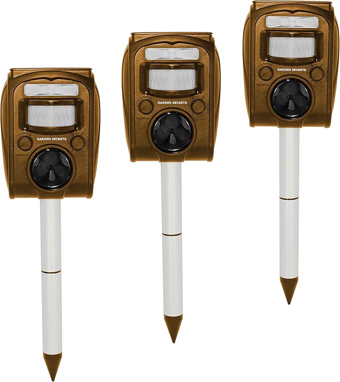 Read more about the article Solar Animal Repellent