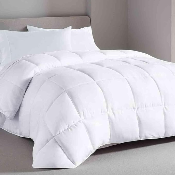 Read more about the article Down Fibers Comforter King Size Luxurious All Seasons Duvet Insert