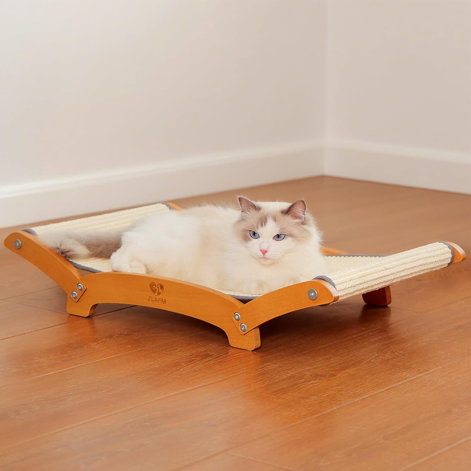 Read more about the article cat scratcher bed