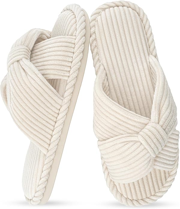 Read more about the article the IPSAE Store IPSAE House Slippers for Woman Memory Foam Open Toe