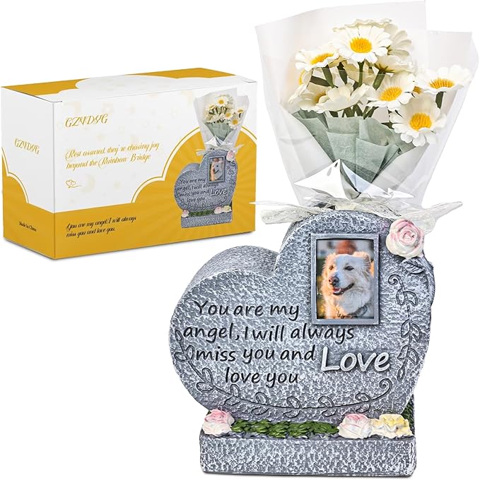 Read more about the article Pet memorial gifts