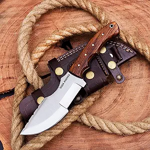 Read more about the article Survival knife