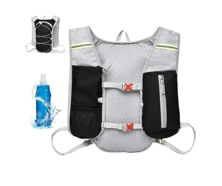Read more about the article Running Vest with Water Bottle z