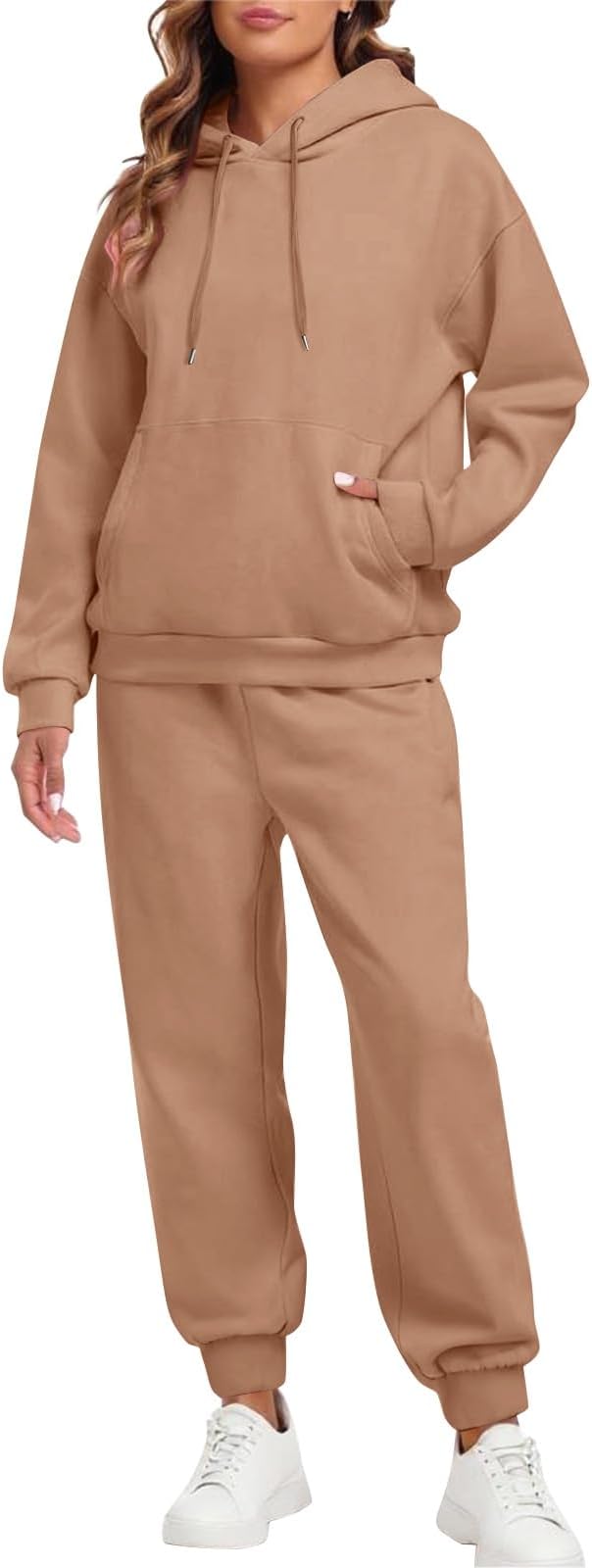 Read more about the article Women’s Tracksuit
