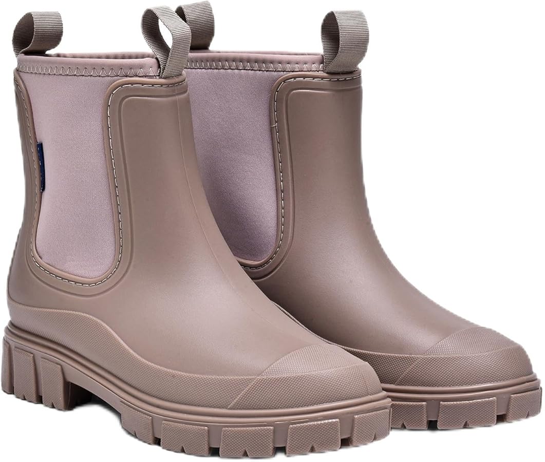 Read more about the article Women’s Winter Rubber Boots